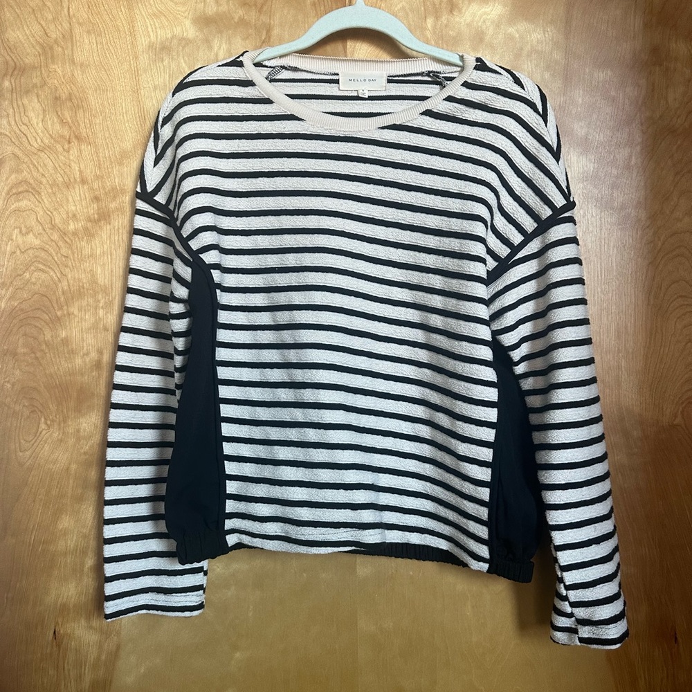 EUC Mello Day stripe sweater